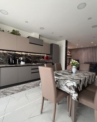 3 camere