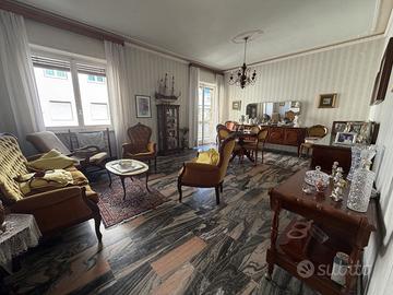 Pentalocale a Cagliari