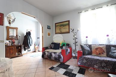 6 LOCALI A SAN BENEDETTO DEL TRONTO