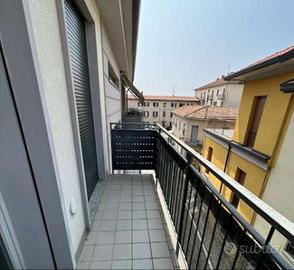 Trilocale a Figino Serenza