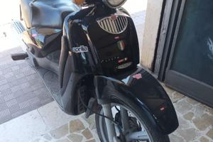 Aprilia Scarabeo