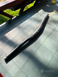 Manubrio tipo Riser L. 59cm - D. 31.8 mm