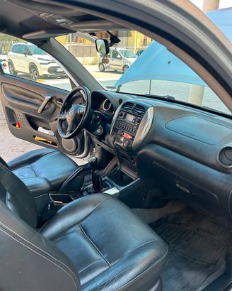 Toyota  Rav4 2005 tre porte 