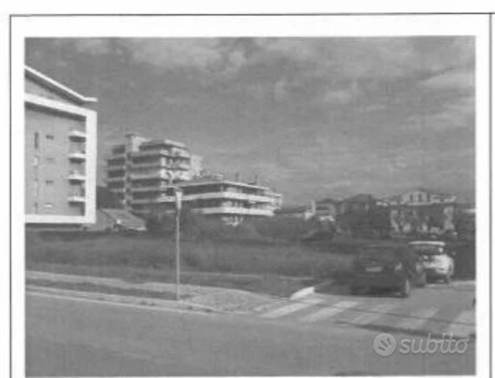 Immobile in asta di 4390 m² a Pescara - Altro