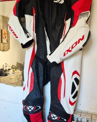Tuta moto ixon