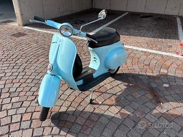 Vespa 50