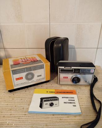 macchina fotografica vintage  Kodak Instamatic 100