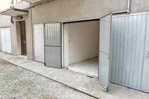 Garage zona Via Cadorna ( laterale di Via Bissuola