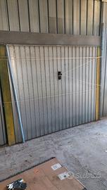 Portone garage basculante zincato