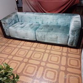 Divano cornaro by Carlo Scarpa