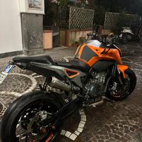 Ktm duke 790