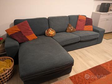 Divano Ikea Kivik 3-4 posti