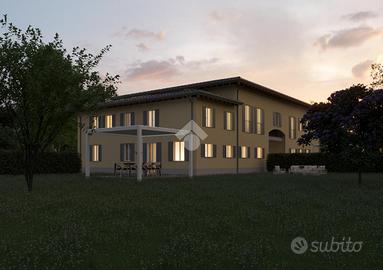 4 LOCALI A CORREGGIO