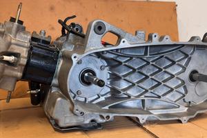 Motore REVISIONATO Kymco X-town 300