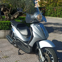 Piaggio Beverly 500