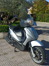 Piaggio Beverly 500