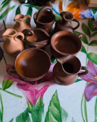 Anfore oggetti  vari in terra cotta