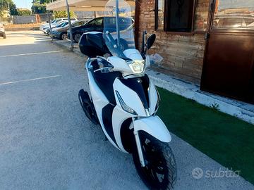 Kymco People 125i