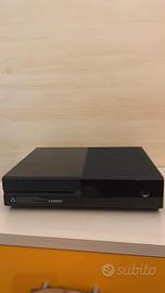 Xbox One + Controller