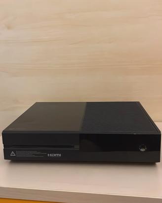 Xbox One + Controller