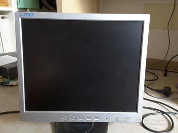 Schermo x pc LITE-ON 17"