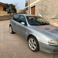 Alfa romeo 147