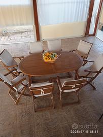 tavolo e sedie 