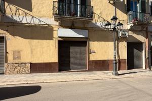 Locale commerciale sul corso