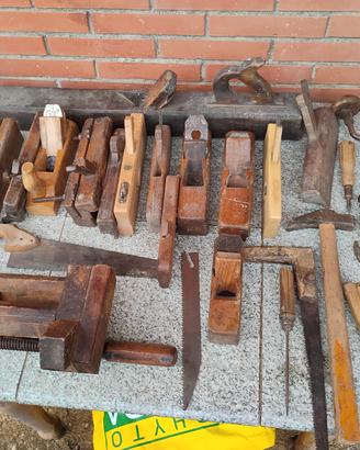 set attrezzi da falegname 