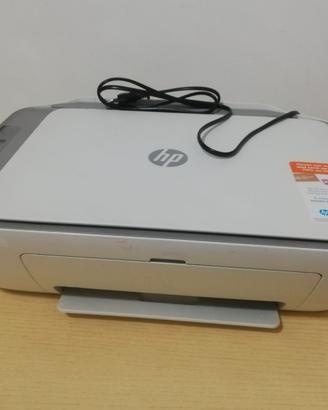 Stampante HP deskjet 2720e FATTE MENO DI 500 COPIE
