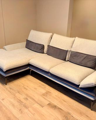 Divano 3 posti con chaise longue