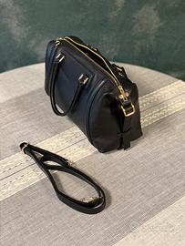borsa in bauletto in pelle nera