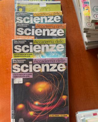 Libru di scienze scuola media