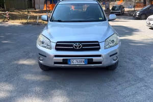 Toyota RAV 4 RAV4 2.2 D-4D 136 CV Luxury