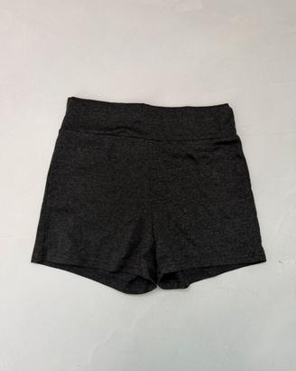 Pantaloncino sportivo aderente donna