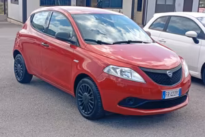 Lancia Ypsilon 1.2 69 CV 5 porte GPL Ecochic Gold