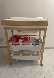 Fasciatoio con bagnetto