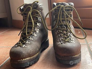 Scarponi da alpinismo SCARPA mod. 844 - Taglia 41