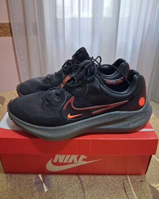 Nike Winflo 8 Shield
