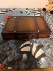 Set di coltelli e attrezzi da cucina