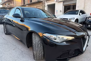 Alfa Romeo Giulia 2.2 Turbodiesel 180 CV Super