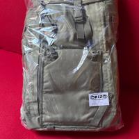 Capiente zaino per trekking