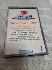 L'OPERETTA MUSICASSETTA LA VEDOVA ALLEGRA FABBRI 