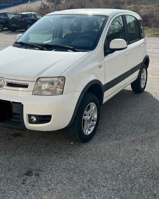 Fiat Panda 4x4 , 1.3 16V Mjt II 75cv DPF.
