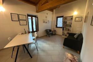 Stanza uso studio professionisti sanitari