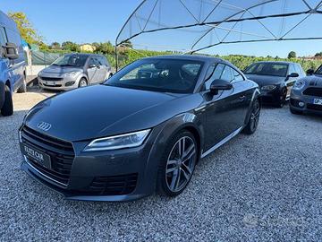 AUDI TT Coupé 1.8 TFSI S tronic S line