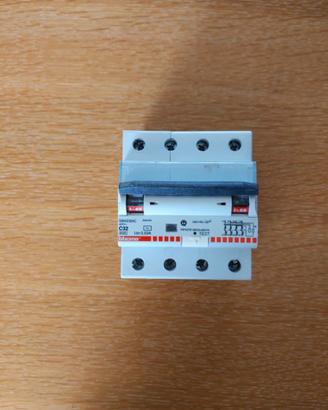BTicino GC8843F25 salvavita magnetotermico