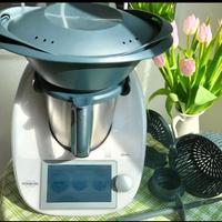 Bimby TM6 completo – condizioni ottime