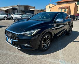 Infiniti Q30 1.5 diesel DCT Business Executive