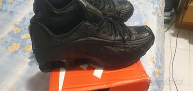 nike shox r4 